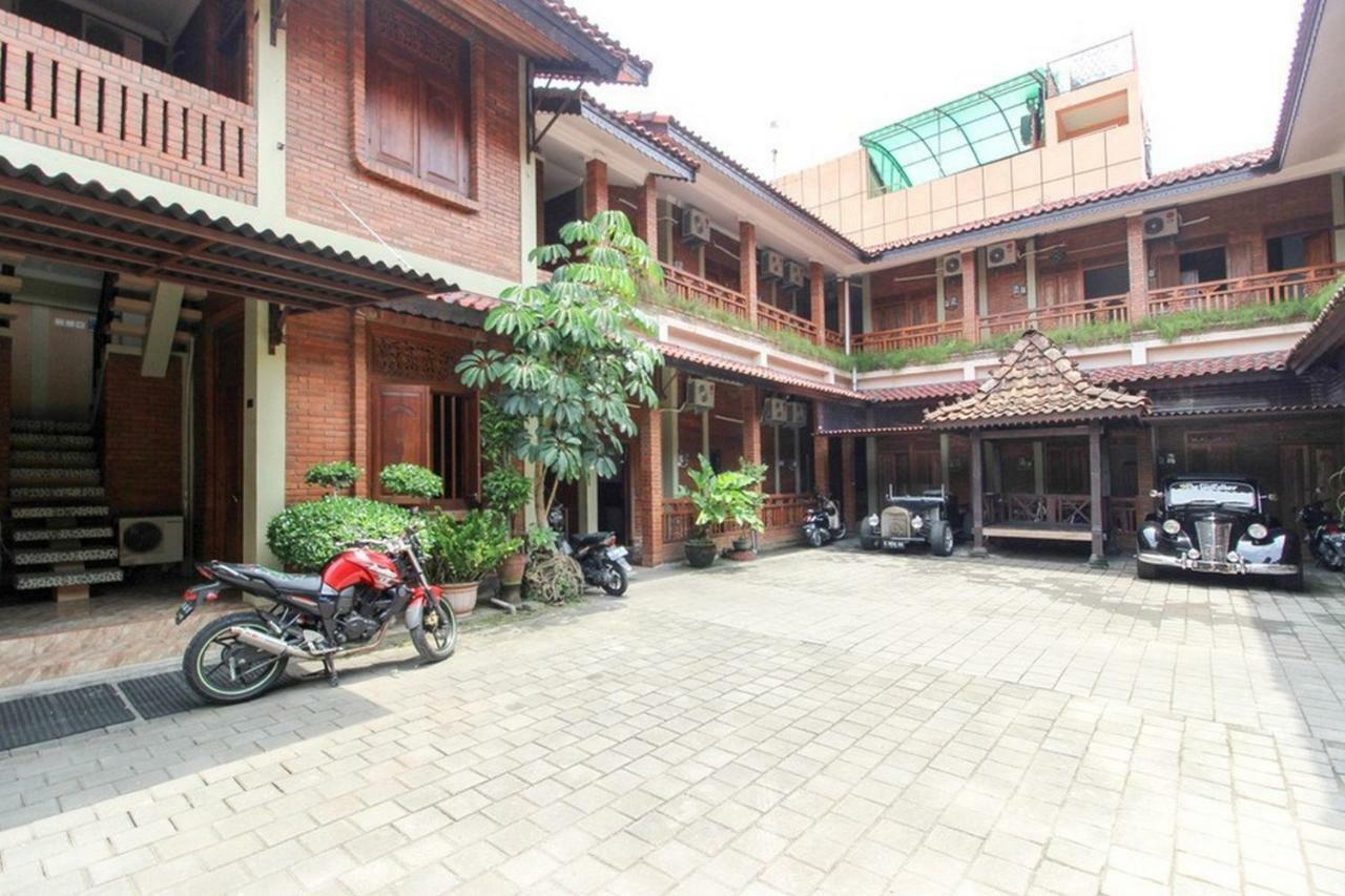 Reddoorz Near Amikom Yogyakarta 2 Maguwo Buitenkant foto